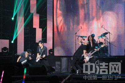 东鹏音乐营销走遍中国 8.24升级巨星演唱会炸营佛山 东鹏音乐营销走遍中国 8.24升级巨星演唱会炸营佛山